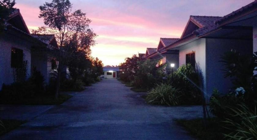 Nangrong Garden Home Exterior photo